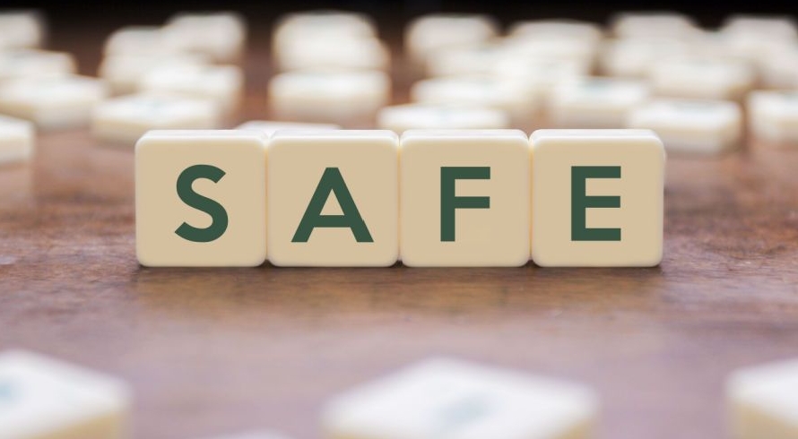 SafeW支持发送名片吗?